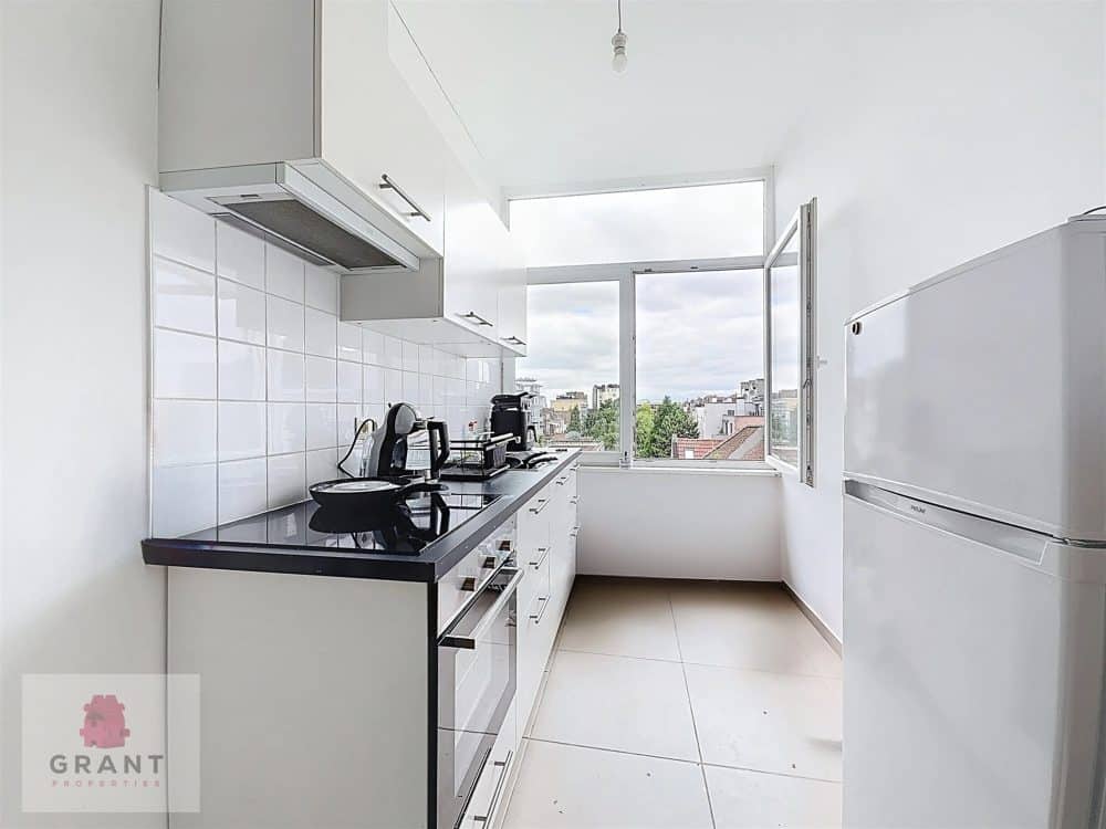 Appartement 1 chambre à vendre à SCHAERBEEK pour 280 000 € (photo 3 sur 7)