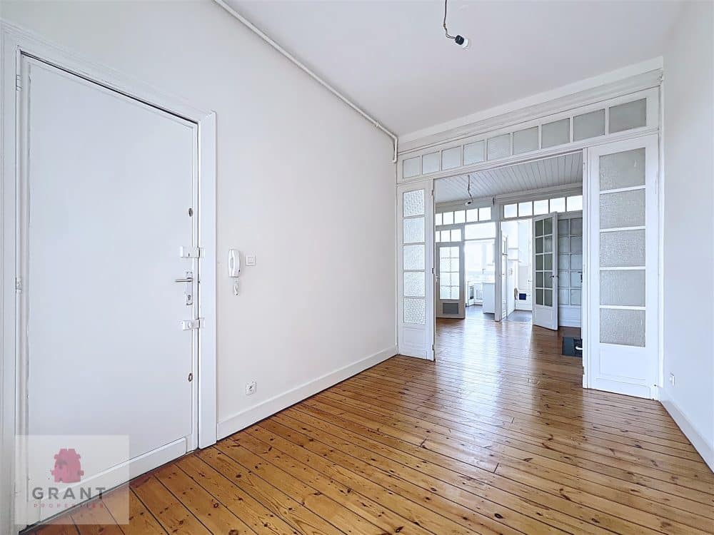 Appartem 1 kamer te koop in SCHAERBEEK voor 275 000 € (foto 4 van 9)