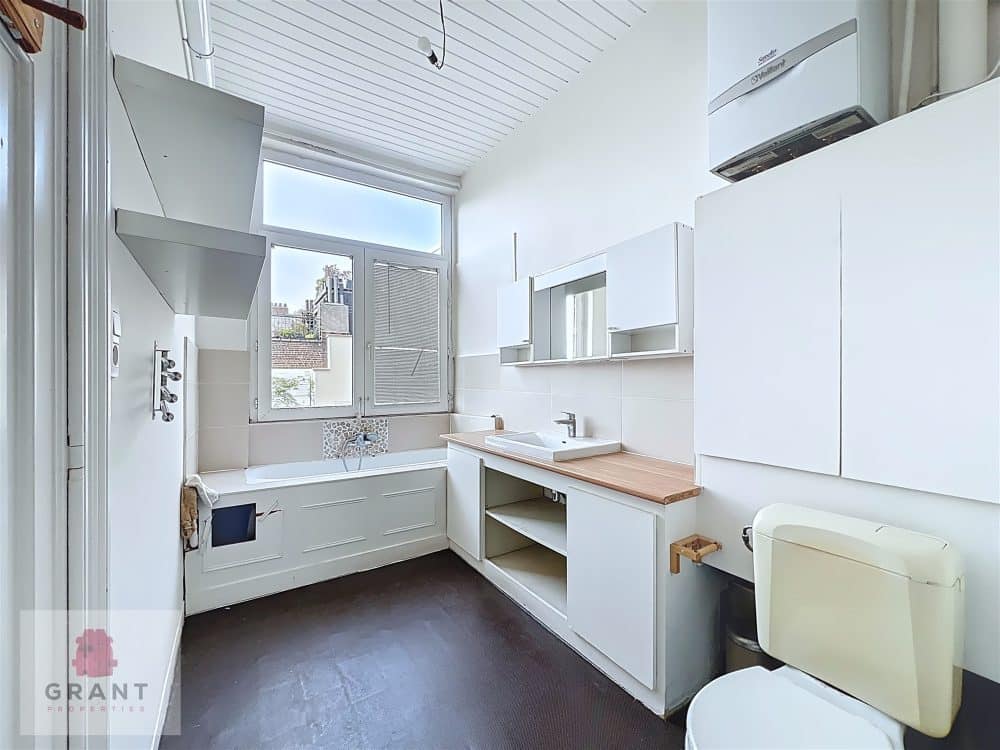 Appartem 1 kamer te koop in SCHAERBEEK voor 275 000 € (foto 7 van 9)
