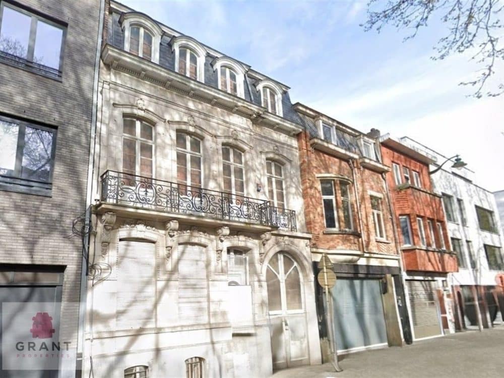 Maison unifamiliale 4 chambres à vendre à FOREST pour 690 000 € (photo 1 sur 27)