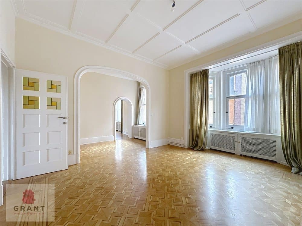 Mixed building 6 bedrooms for sale in SCHAERBEEK for 1 390 000 € (photo 15 of 40)
