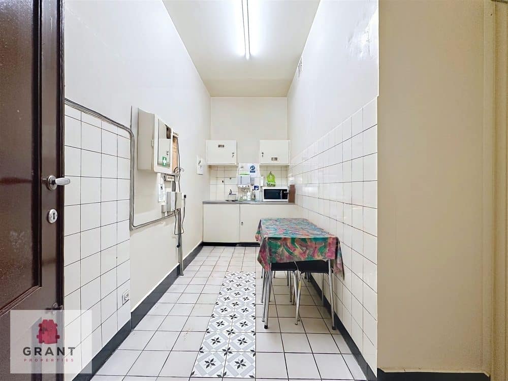 Mixed building 6 bedrooms for sale in SCHAERBEEK for 1 390 000 € (photo 8 of 40)