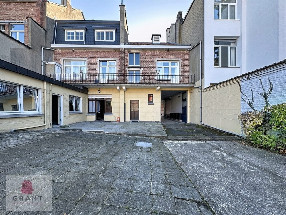 Mixed building 6 bedrooms for sale in SCHAERBEEK for 1 390 000 € (photo 12 of 40)