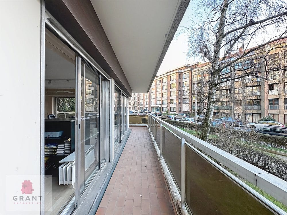 Appartement 3 chambres à vendre à Schaerbeek pour 295 000 € (photo 7 sur 10)