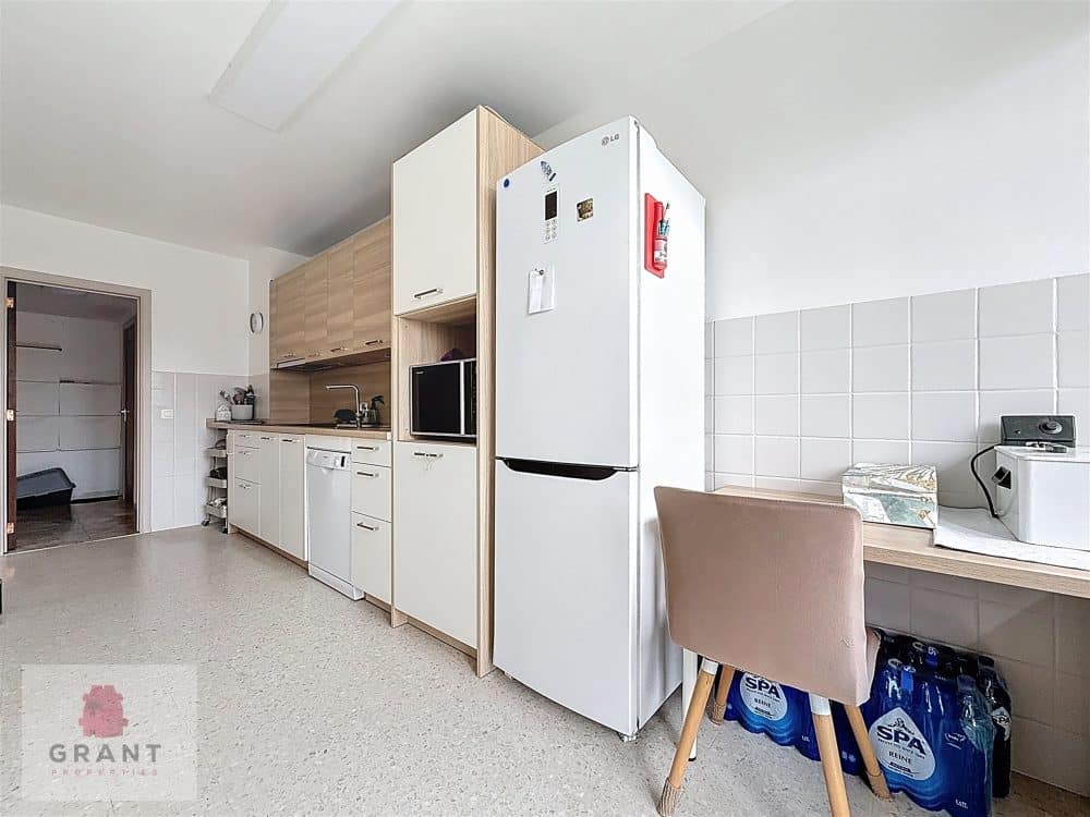 Appartement 2 chambres à louer à Anderlecht pour 1 100 € / mois (photo 6 sur 10)