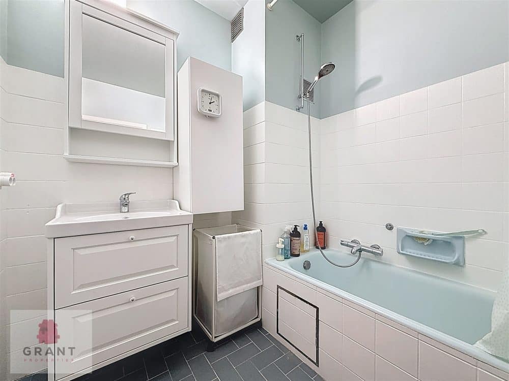 Appartement 2 chambres à louer à Anderlecht pour 1 100 € / mois (photo 10 sur 10)