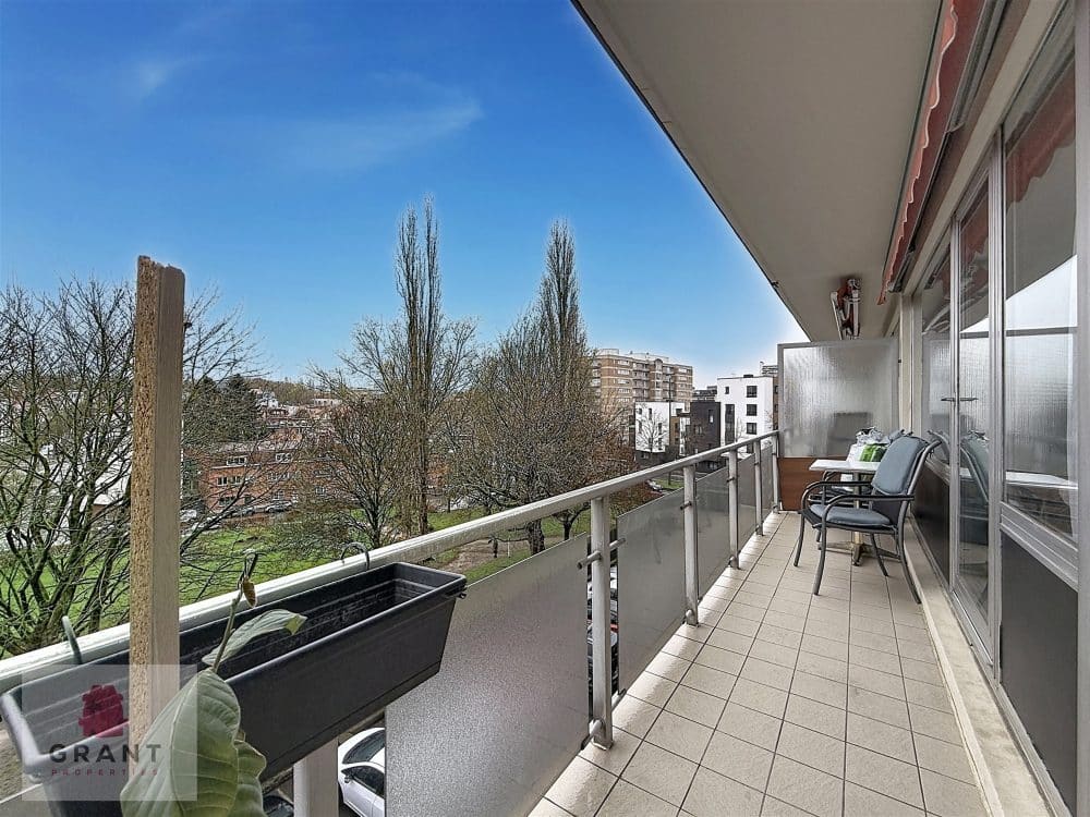 Appartement 2 chambres à louer à Anderlecht pour 1 100 € / mois (photo 4 sur 10)