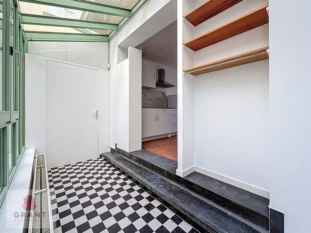 Appartement 1 chambre à louer à Etterbeek pour 925 € / mois (photo 4 sur 9)