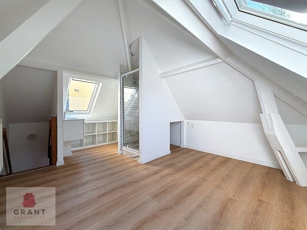 Appartement 1 chambre à louer à Etterbeek pour 925 € / mois (photo 6 sur 9)