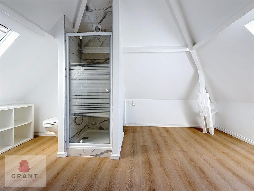 Appartement 1 chambre à louer à Etterbeek pour 925 € / mois (photo 7 sur 9)