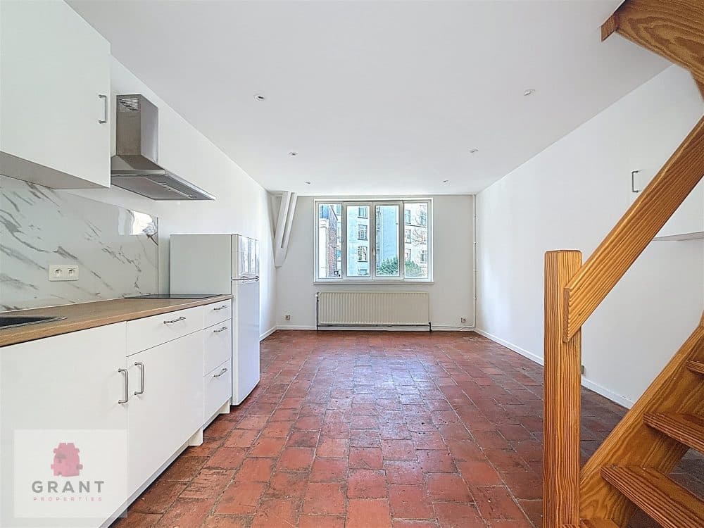 Appartement 1 chambre à louer à Etterbeek pour 925 € / mois (photo 2 sur 9)