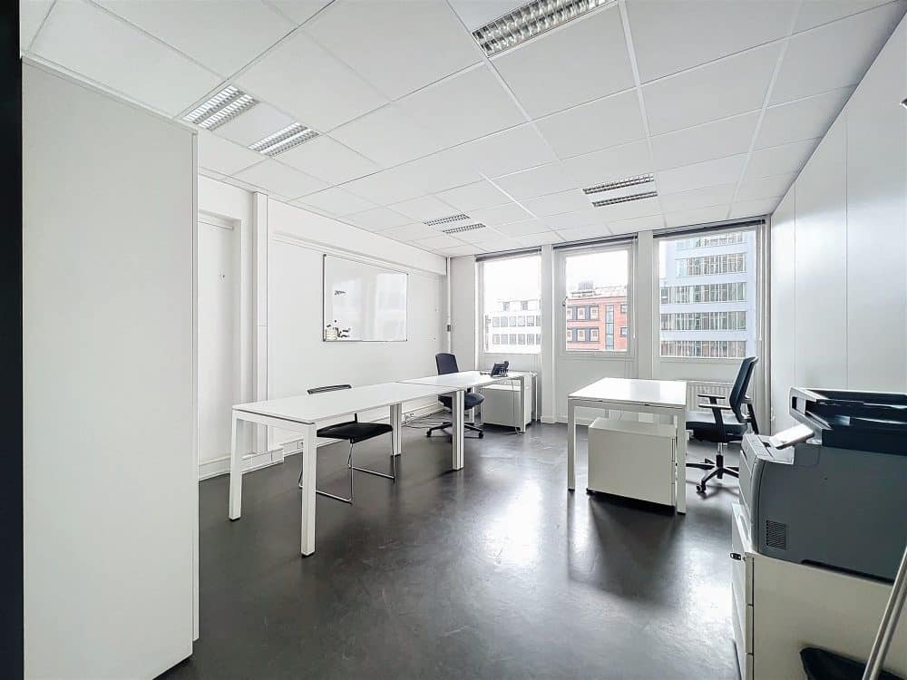 Bureaux à vendre à BRUXELLES pour 585 000 € (photo 1 sur 12)