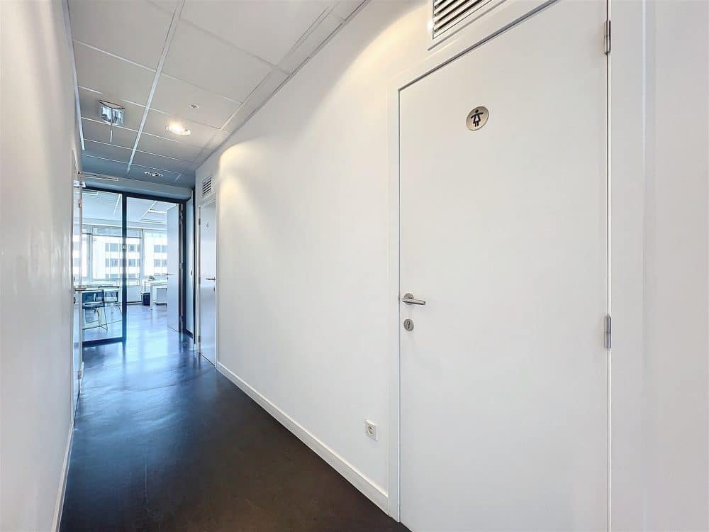 Bureaux à vendre à BRUXELLES pour 585 000 € (photo 5 sur 12)
