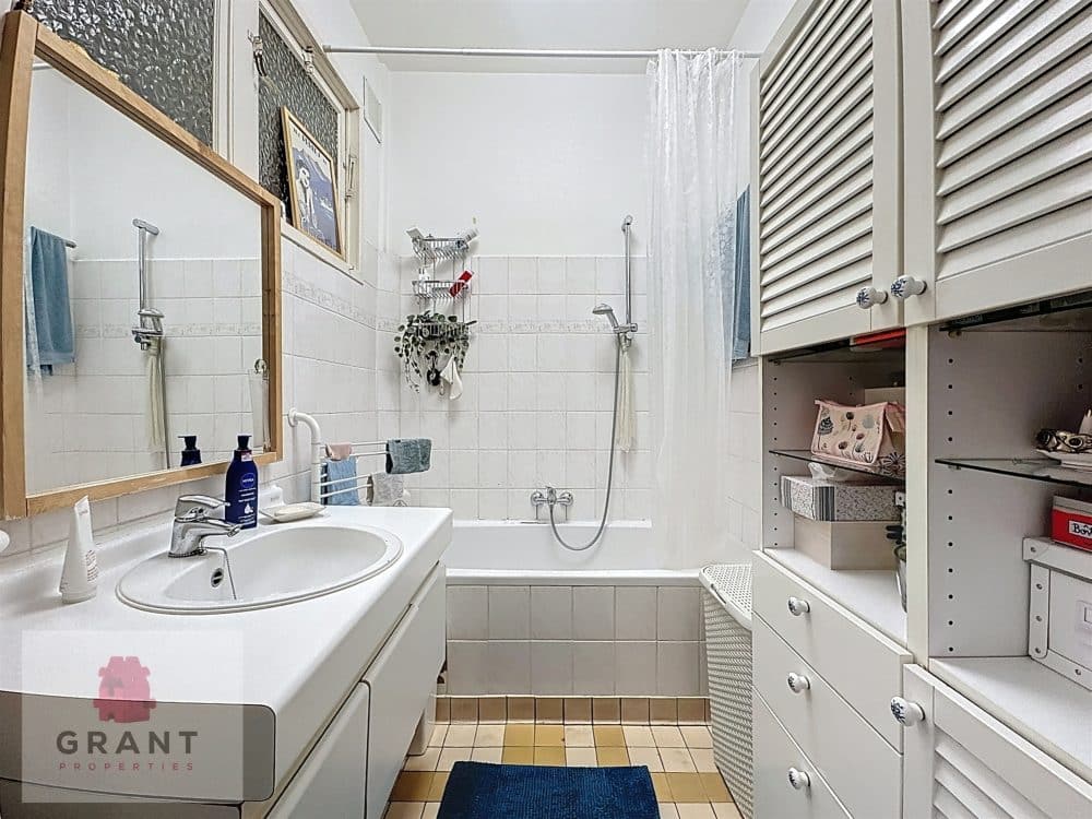 Appartement 2 chambres à vendre à WOLUWÉ-SAINT-LAMBERT pour 345 000 € (photo 11 sur 14)
