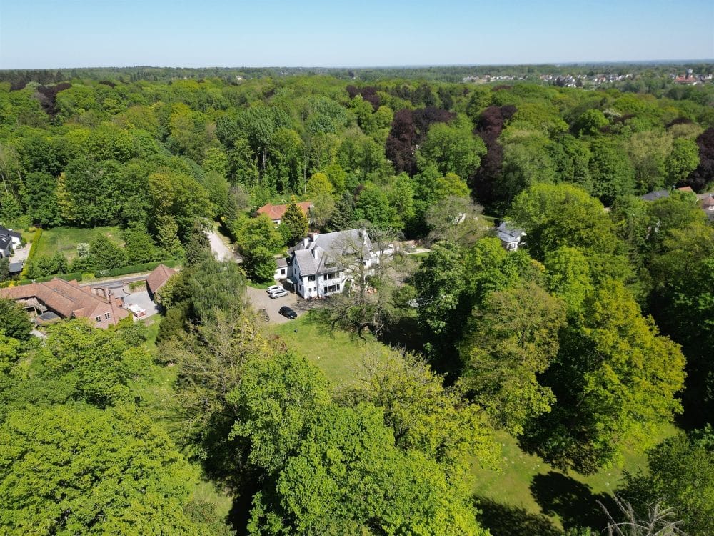 Maison 6 chambres à vendre à HOEILAART pour 1 950 000 € (photo 1 sur 38)