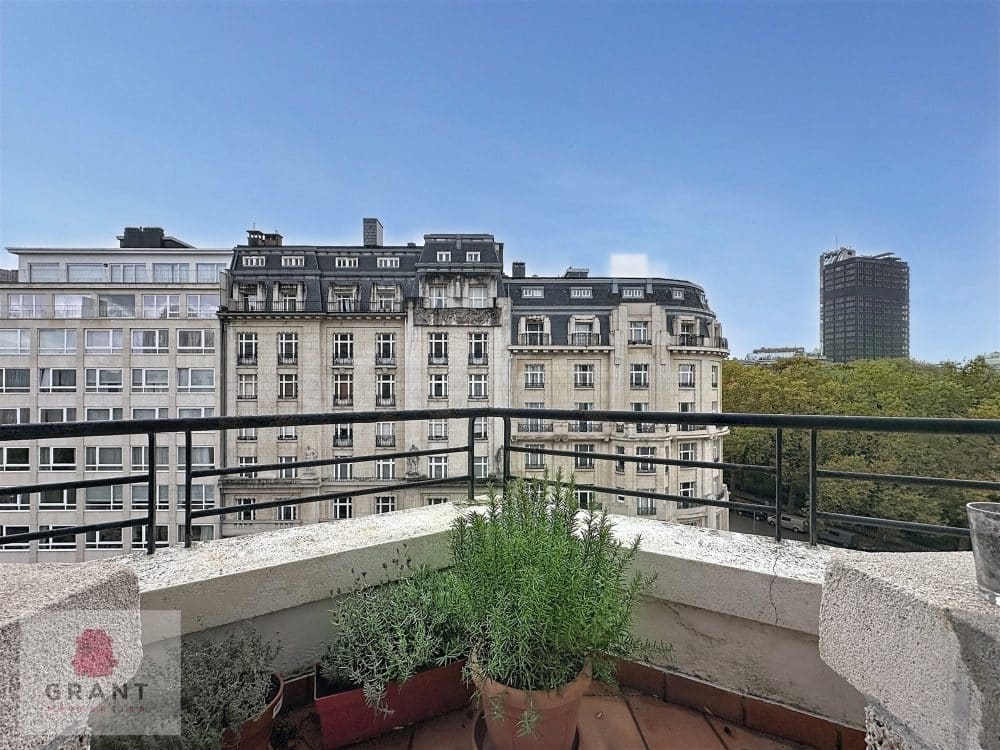 Appartement 2 chambres à vendre à IXELLES pour 695 000 € (photo 3 sur 12)