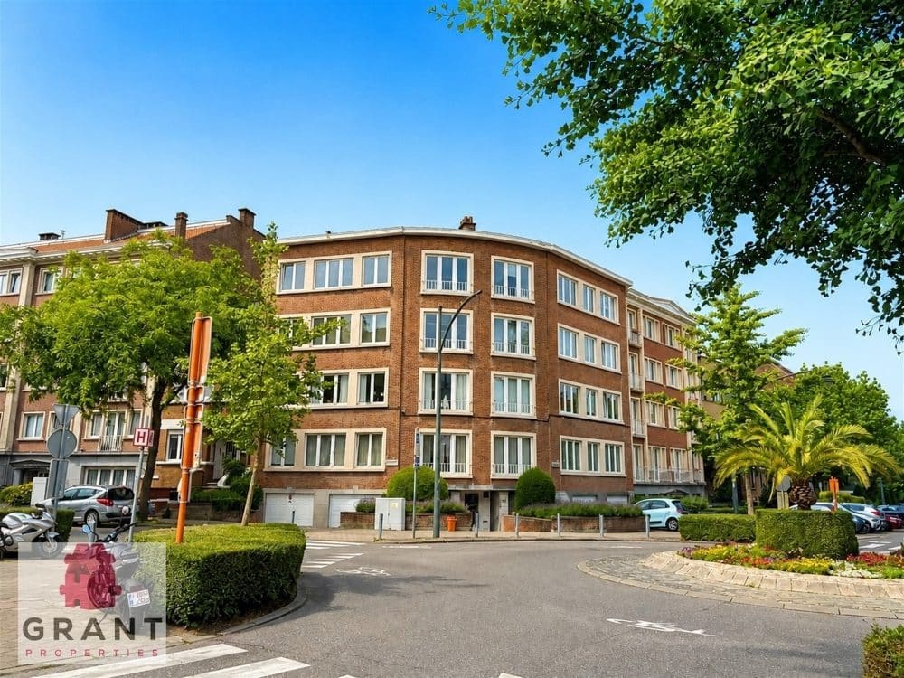 Appartement 2 chambres à vendre à WOLUWE-SAINT-LAMBERT pour 395 000 € (photo 1 sur 10)
