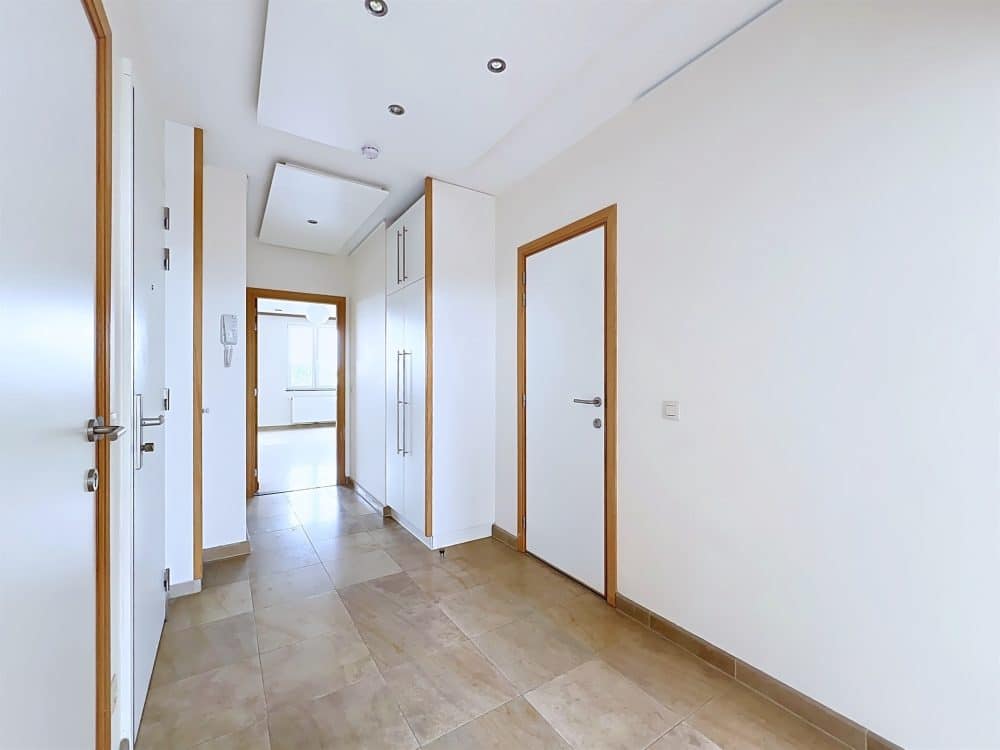 Duplex 3 chambres à louer à SCHAERBEEK pour 1 750 € / mois (photo 9 sur 13)