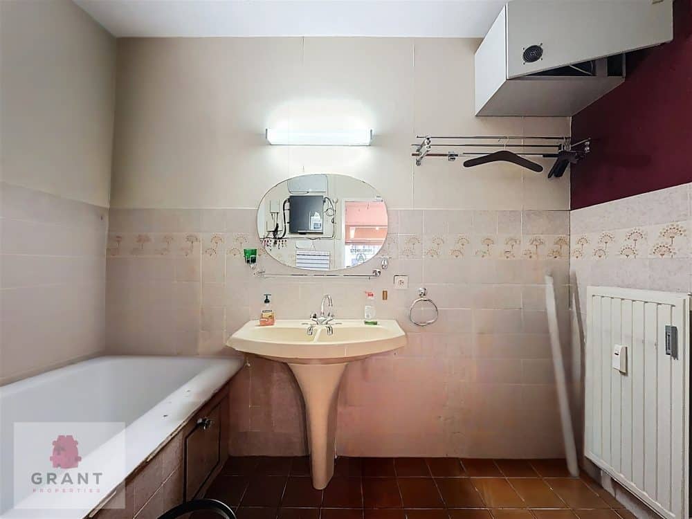 Appartement 3 chambres à vendre à SCHAERBEEK pour 235 000 € (photo 6 sur 12)