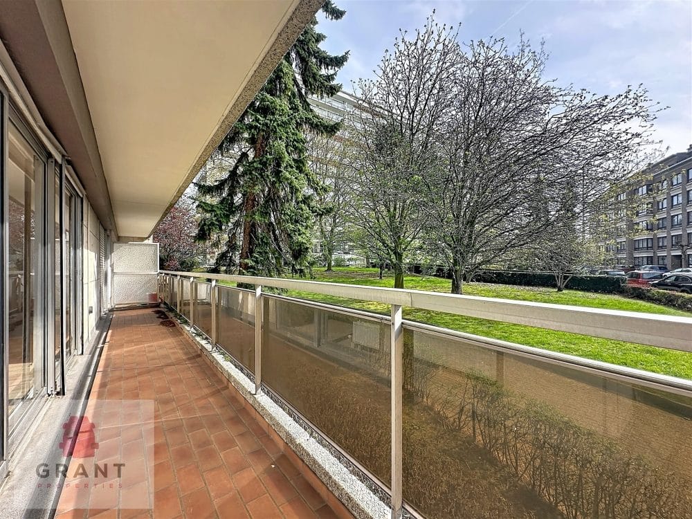 Appartement 3 chambres à vendre à SCHAERBEEK pour 235 000 € (photo 10 sur 12)