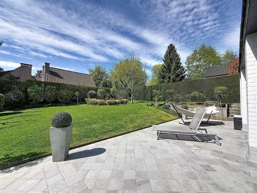 Villa 4 chambres à vendre à WATERLOO pour 729 000 € (photo 2 sur 16)