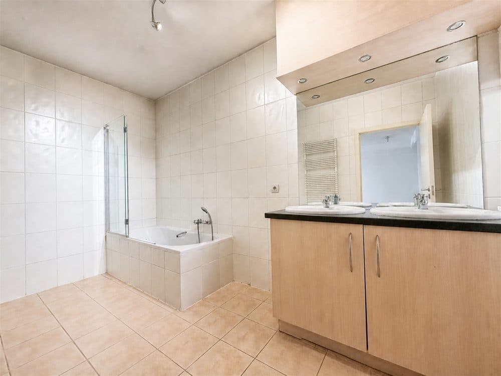 Appartement 2 chambres à vendre à WOLUWE-SAINT-LAMBERT pour 450 000 € (photo 14 sur 17)