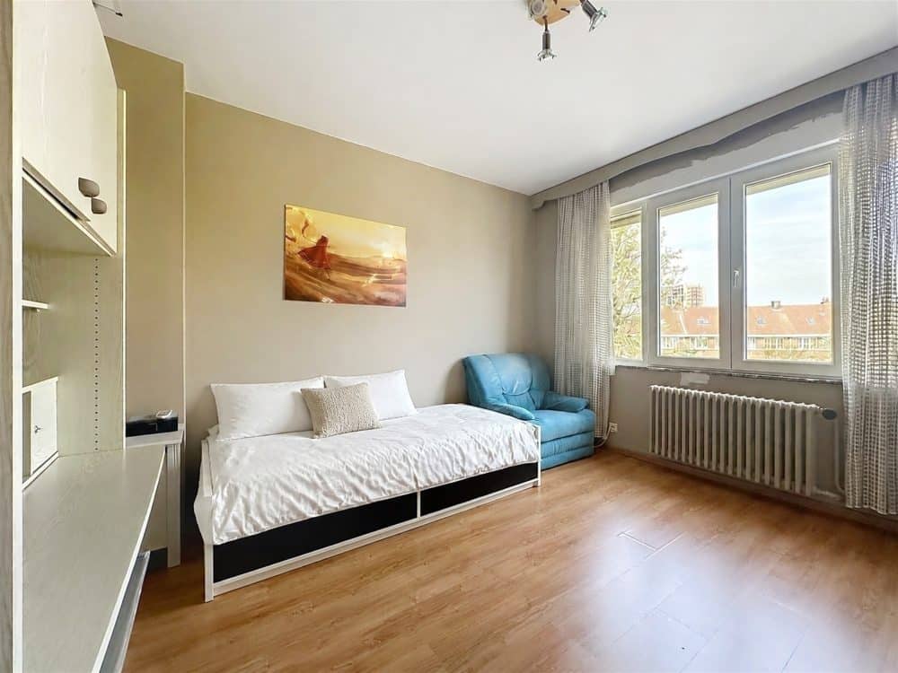 Single-family house 4 bedrooms for sale in JETTE for 495 000 € (photo 11 of 19)