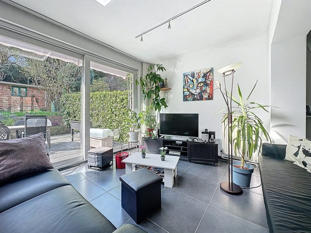 Single-family house 4 bedrooms for sale in JETTE for 495 000 € (photo 2 of 19)