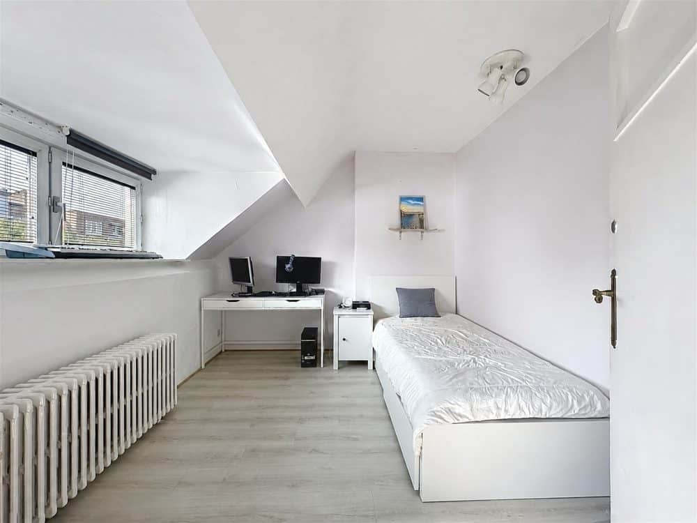 Single-family house 4 bedrooms for sale in JETTE for 495 000 € (photo 14 of 19)