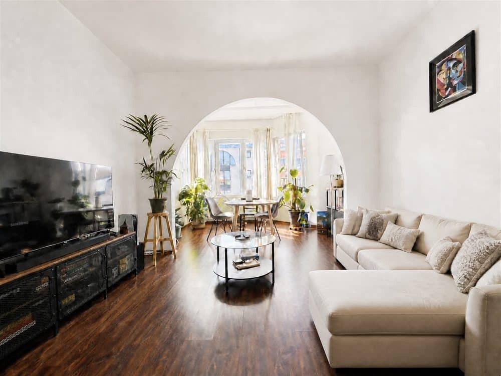 Appartement 2 chambres à vendre à LAEKEN (BRU.) pour 290 000 € (photo 2 sur 11)