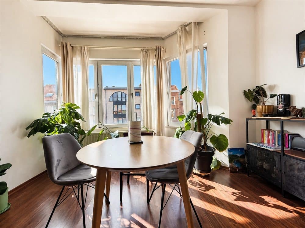 Appartement 2 chambres à vendre à LAEKEN (BRU.) pour 290 000 € (photo 6 sur 11)