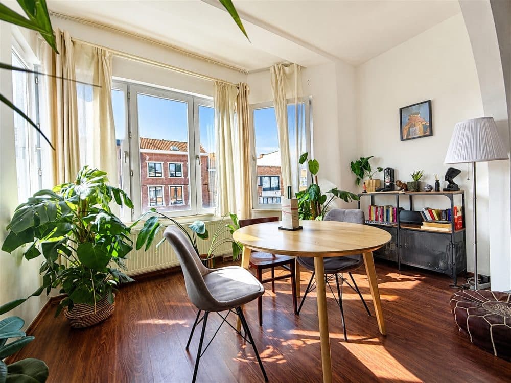 Appartement 2 chambres à vendre à LAEKEN (BRU.) pour 290 000 € (photo 7 sur 11)
