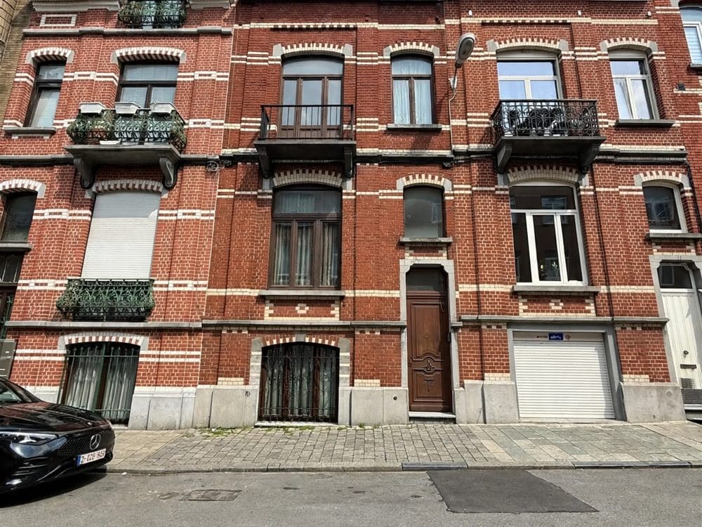 Immeuble de rapport 3 chambres à vendre à SCHAERBEEK pour 480 000 € (photo 1 sur 18)
