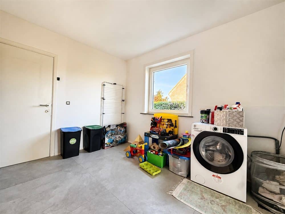Villa 4 chambres à vendre à BIERGHES pour 725 000 € (photo 23 sur 25)