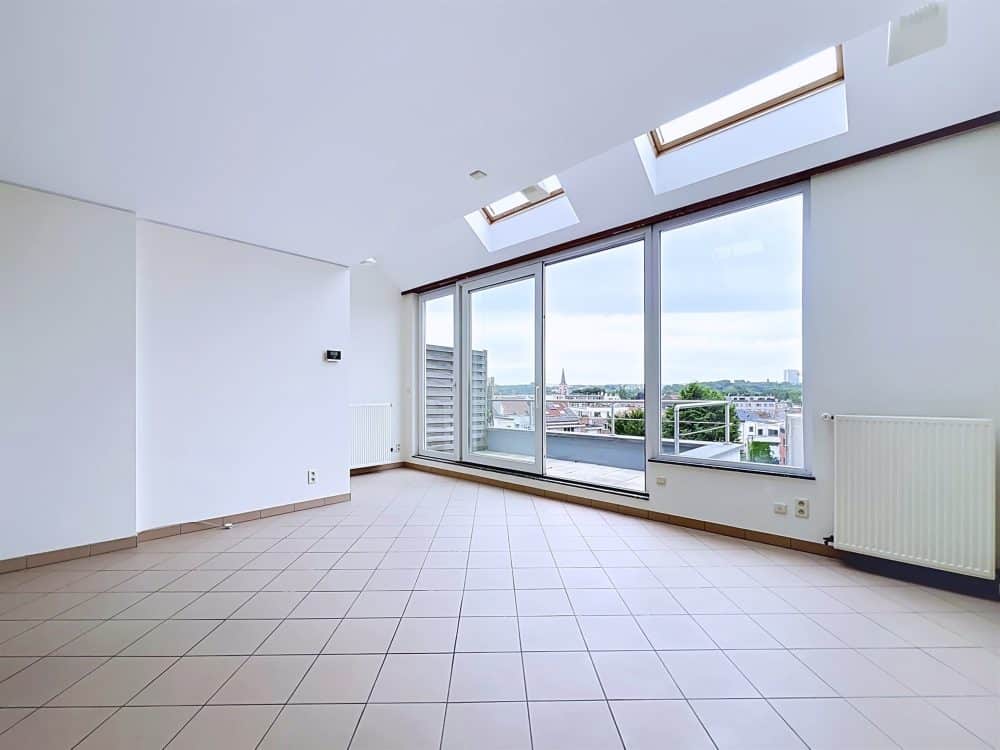 Loft 2 chambres à louer à JETTE pour 1 190 € / mois (photo 3 sur 13)