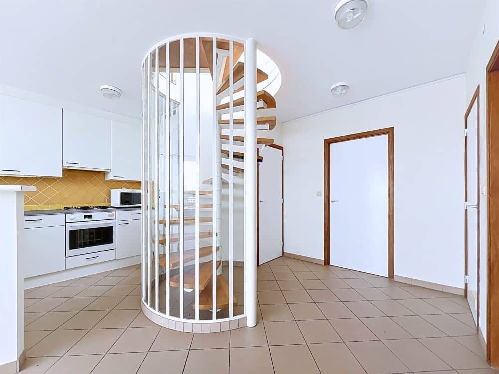 Loft 2 chambres à louer à JETTE pour 1 190 € / mois (photo 5 sur 13)