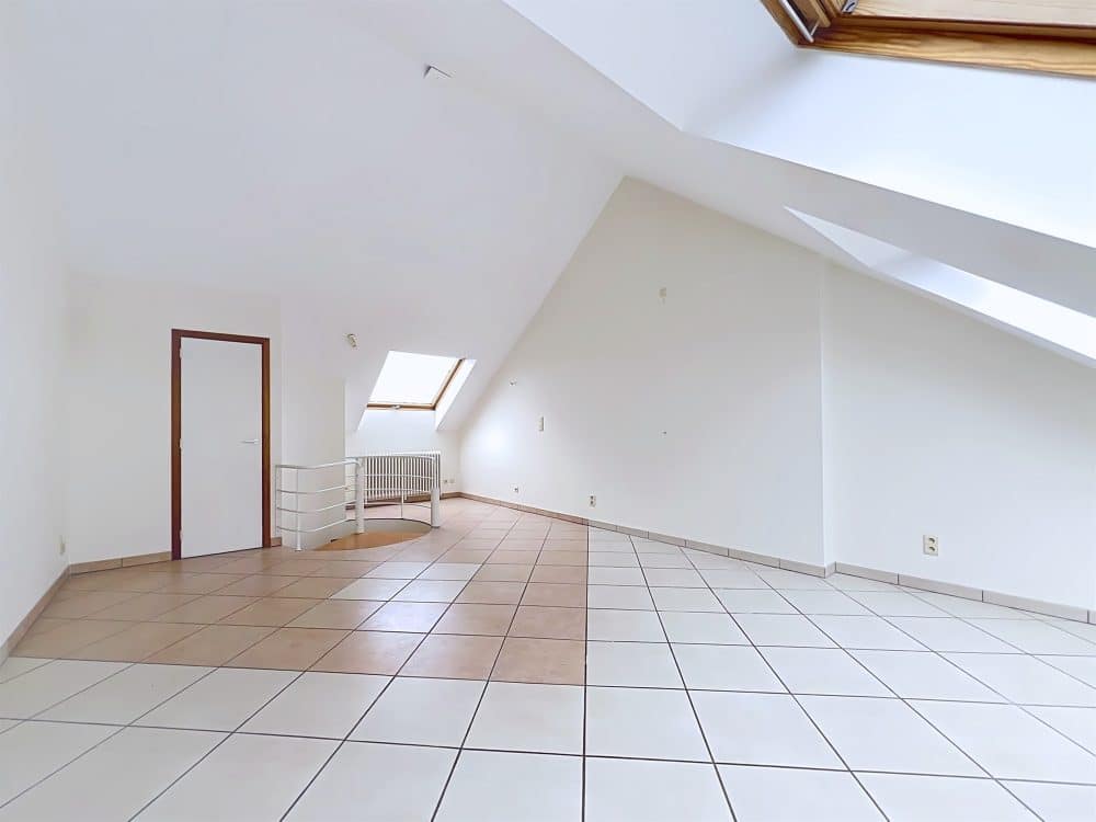 Loft 2 chambres à louer à JETTE pour 1 190 € / mois (photo 12 sur 13)