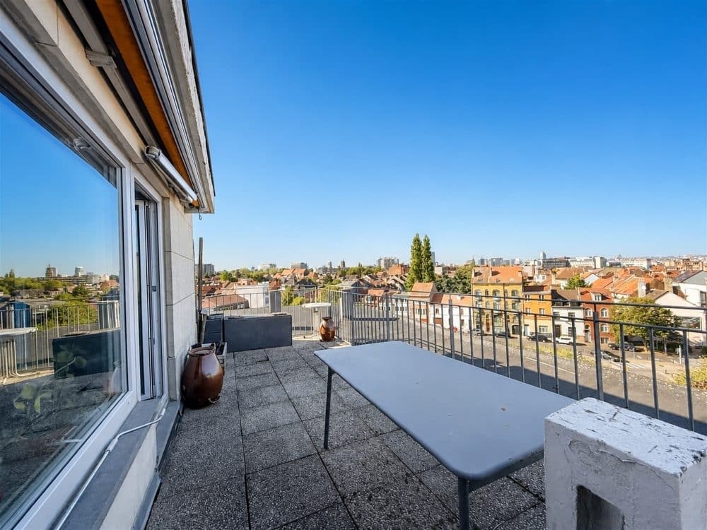 Penthouse 1 chambre à vendre à EVERE pour 240 000 € (photo 3 sur 12)