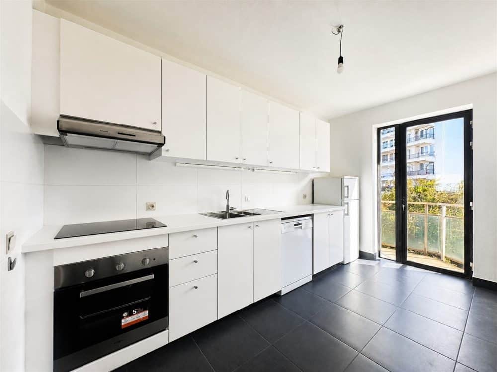 Appartement 2 chambres à louer à SCHAERBEEK pour 1 295 € / mois (photo 10 sur 12)