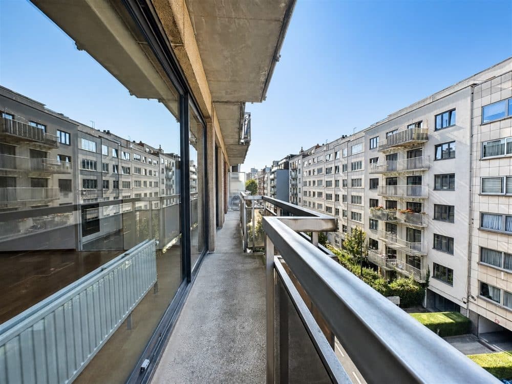 Appartement 1 chambre à louer à SCHAERBEEK pour 975 € / mois (photo 8 sur 9)