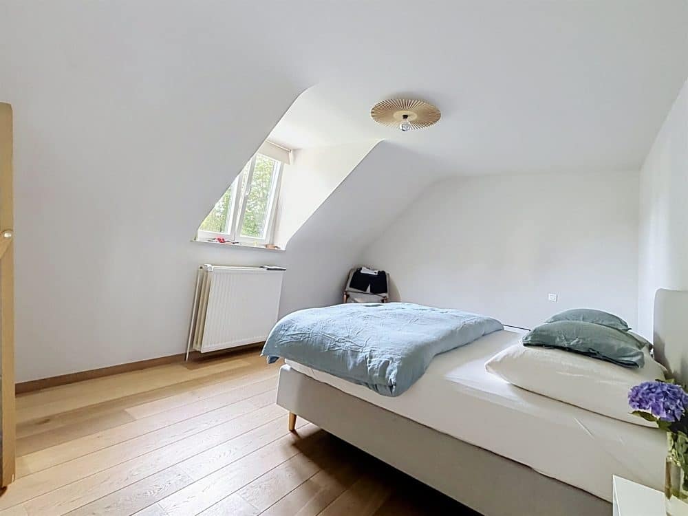 Villa 5 chambres à louer à OVERIJSE pour 2 200 € / mois (photo 14 sur 17)