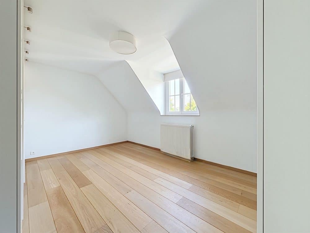 Villa 5 chambres à louer à OVERIJSE pour 2 200 € / mois (photo 15 sur 17)