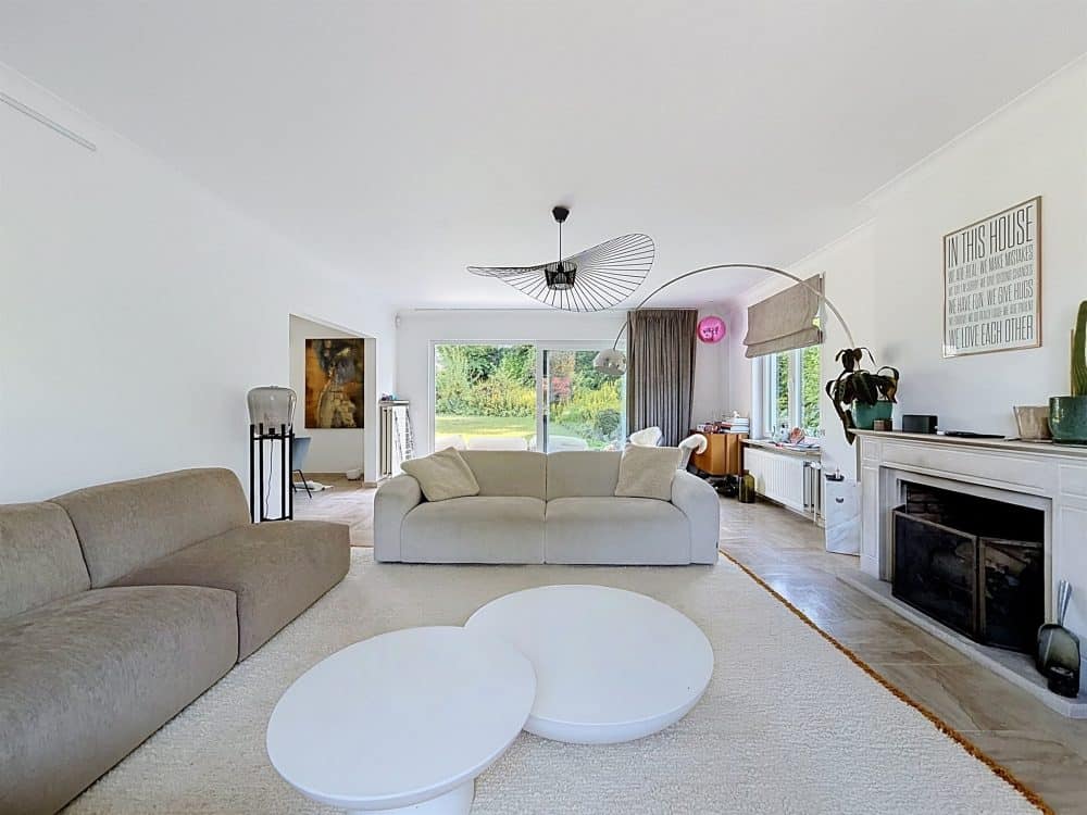 Villa 5 chambres à louer à OVERIJSE pour 2 200 € / mois (photo 2 sur 17)
