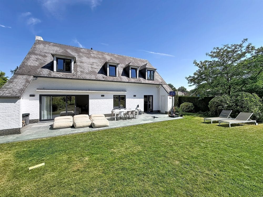 Villa 5 chambres à louer à OVERIJSE pour 2 200 € / mois (photo 10 sur 17)