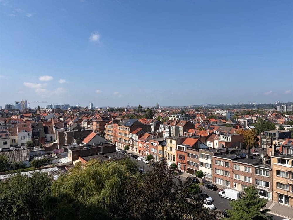 Flat/Studio 1 kamer te koop in EVERE voor 160 000 € (foto 8 van 11)