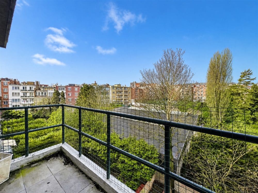 Appartem 2 kamers te huur in IXELLES voor 1 415 € / maand (foto 9 van 11)