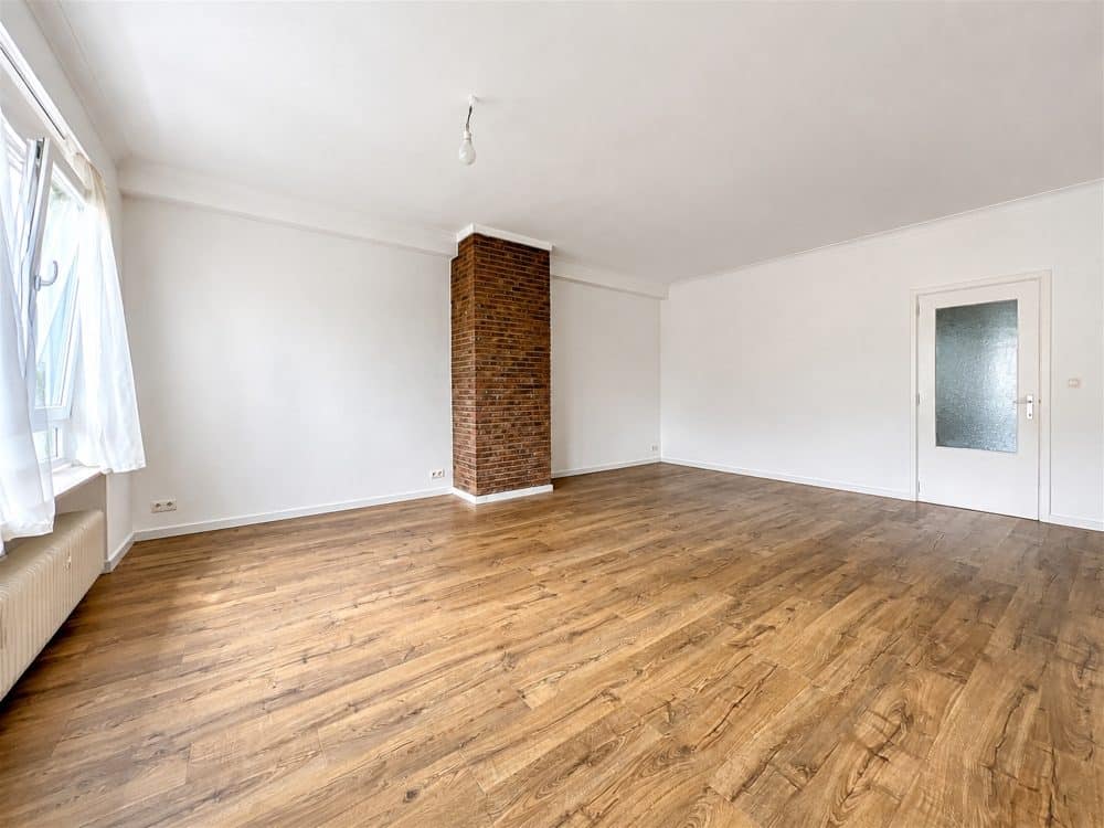 Appartem 2 kamers te huur in IXELLES voor 1 415 € / maand (foto 2 van 11)
