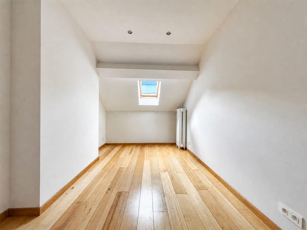 Appartement 2 chambres à louer à ETTERBEEK pour 1 600 € / mois (photo 11 sur 15)