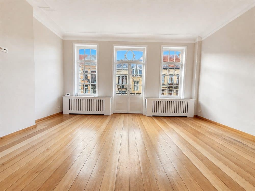 Appartement 2 chambres à louer à ETTERBEEK pour 1 600 € / mois (photo 3 sur 15)