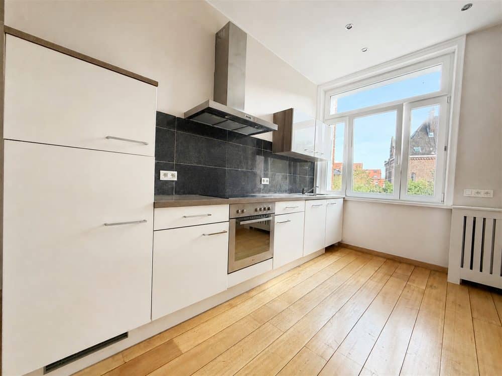 Appartement 2 chambres à louer à ETTERBEEK pour 1 600 € / mois (photo 5 sur 15)